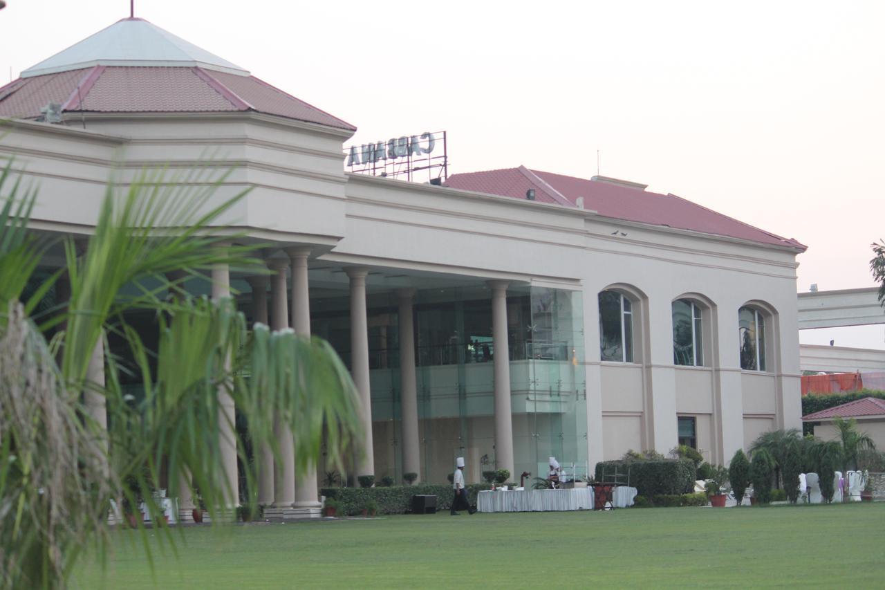 The Cabbana Resort & Spa Phagwāra Exterior foto